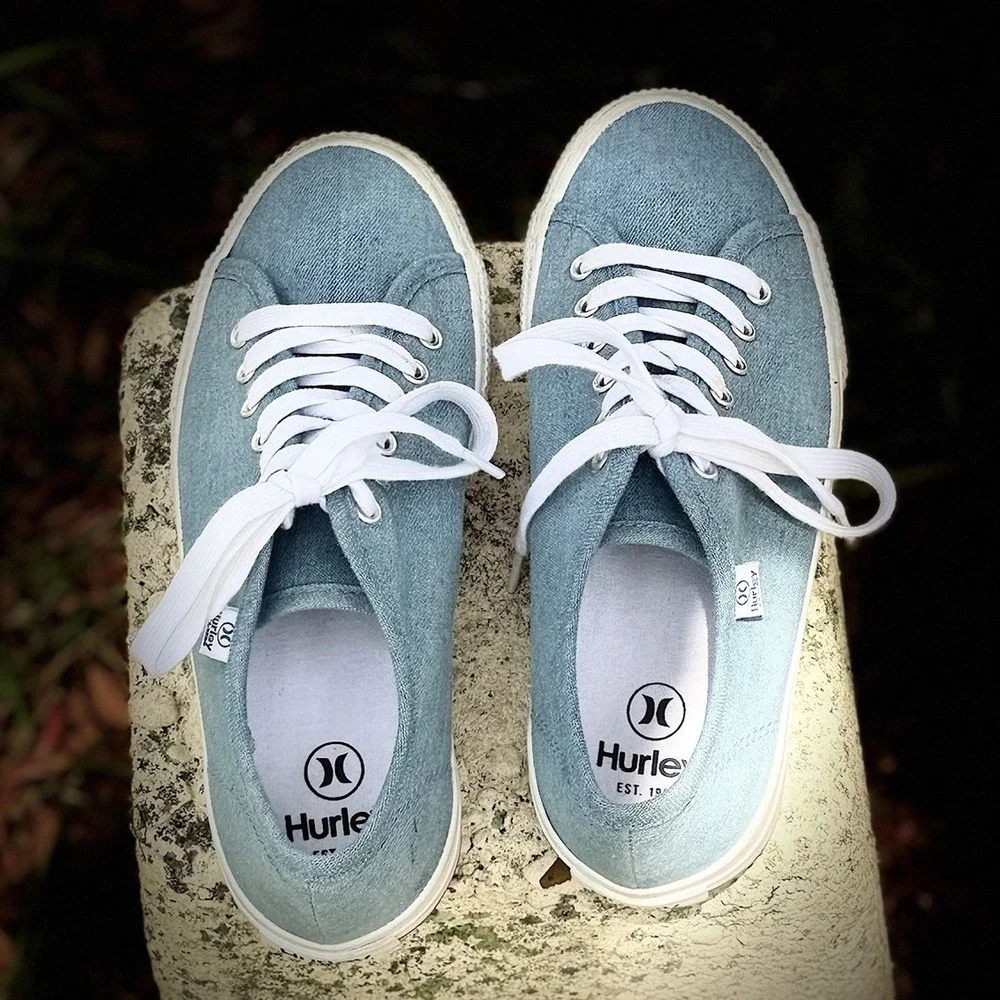 Hurley Carrie Women's Lace Up Shoes Chambray (Blue) Size 6 EUC
